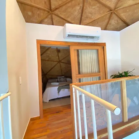 Casa De Playa Kommox Hotel