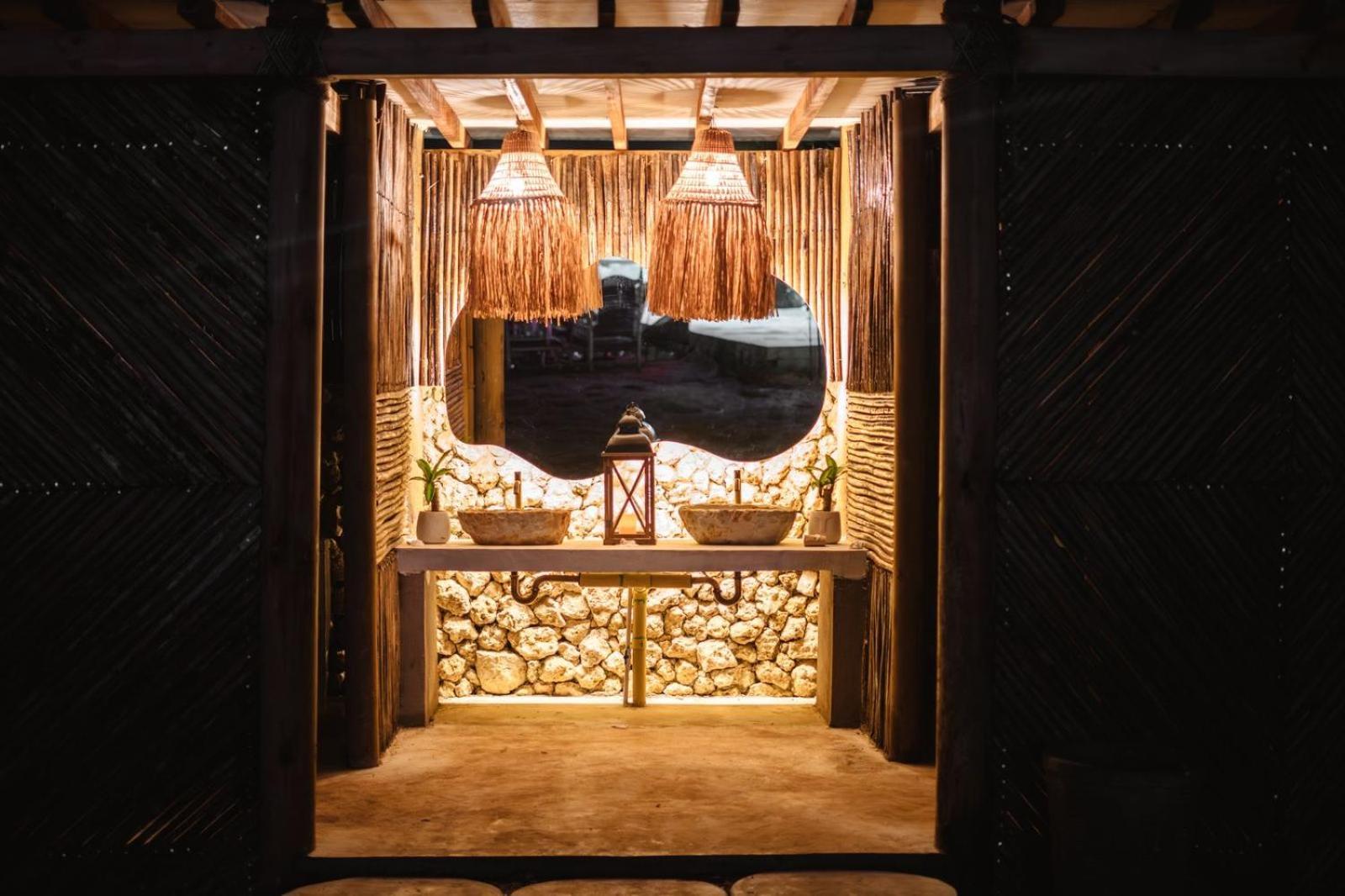 Hotel Casa De Playa Kommox